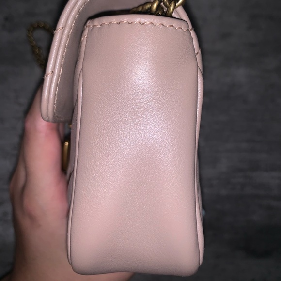 Gucci GG Marmont Matelassé Super Mini Bag - Picture 3 of 8